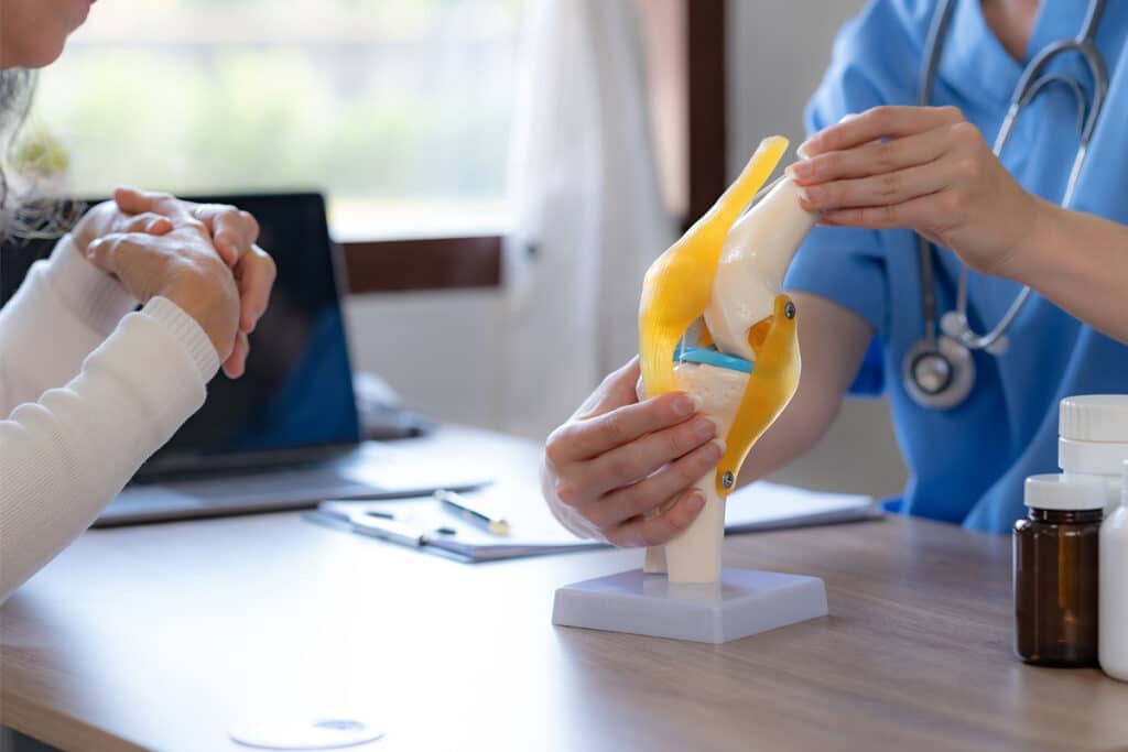 Orthopedic surgeon salary