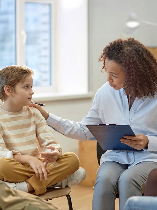 psychologist with kid
