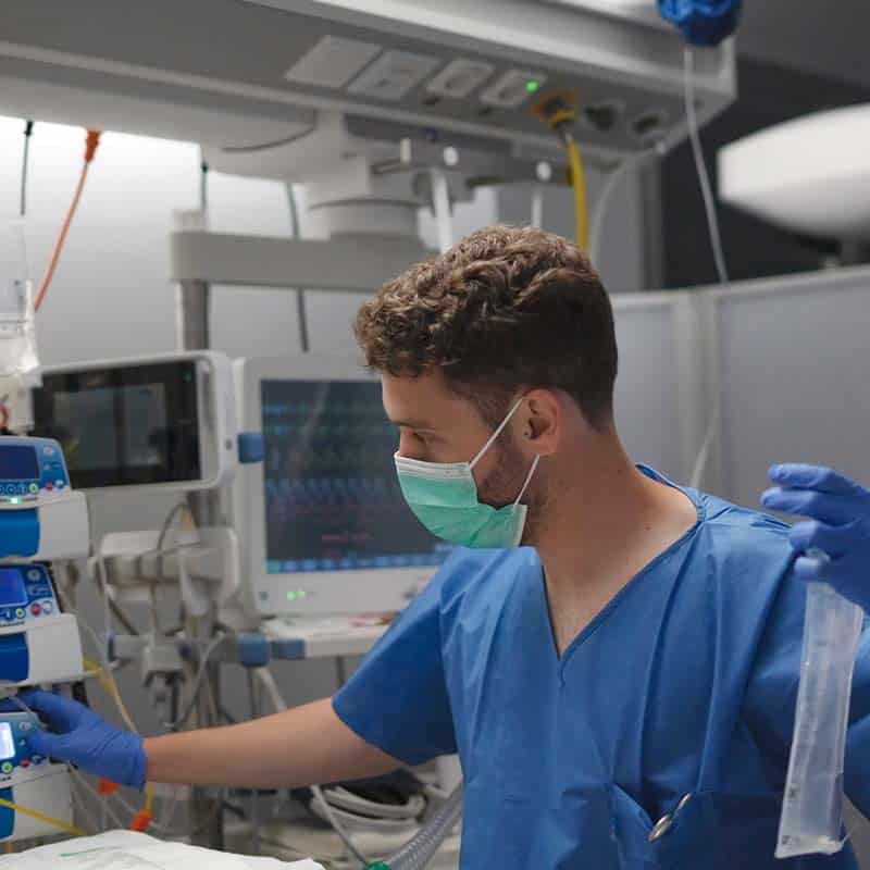 ICU Nurse